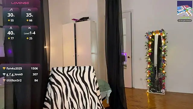 Snapshot of sunshine_lina chatting on January 2025 02:43:02 AM sunshine lina online show from January 2025 02:43:02 AM