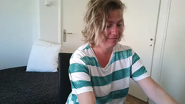 cumfun online show from April 2026 02:47:02 PM