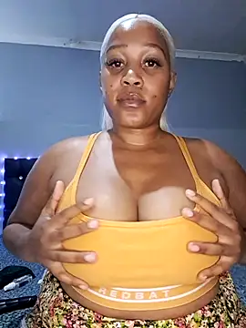 Toya P online show from May 2026 08:13:01 PM