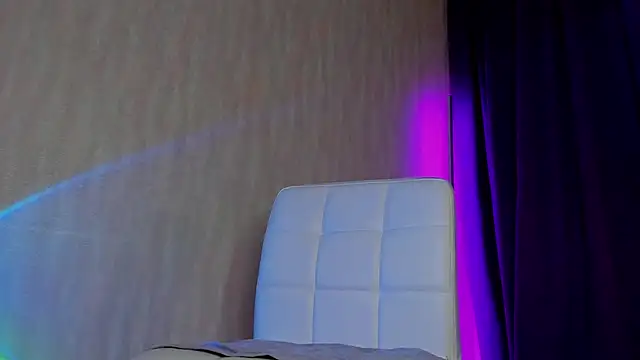 Miss Kreez online show from January 2026 10:19:02 AM