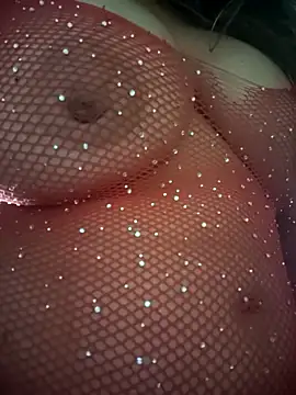 Briiiaa online show from November 2025 09:31:01 PM