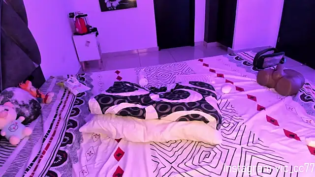 victoriamoon1 online show from March 2026 05:30:02 AM