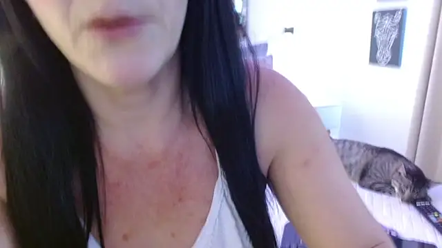 hellen martin online show from March 2026 09:18:02 PM