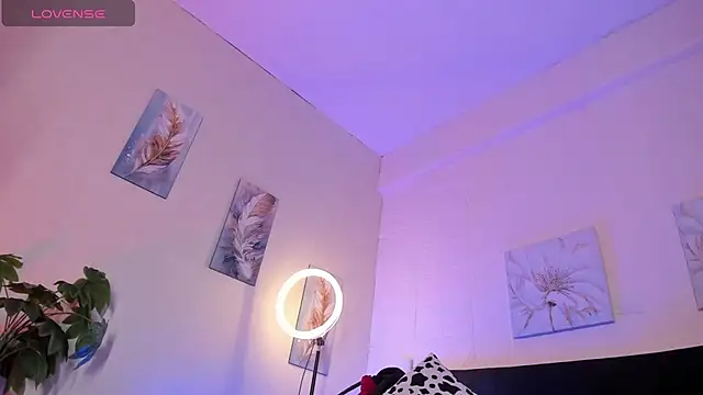 JUANDIAMONDS98 online show from September 2025 01:44:02 PM