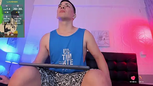 Snapshot of JUANDIAMONDS98 chatting on November 2025 01:15:02 PM JUANDIAMONDS98 online show from November 2025 01:15:02 PM