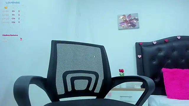 ariana19x online show from January 2025 12:48:01 PM