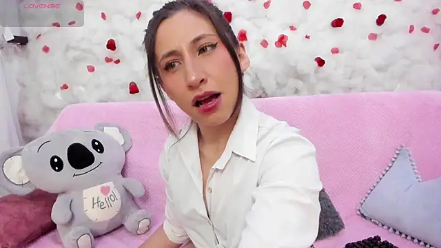 SkarletJhonson  online show from April 2026 12:45:02 AM