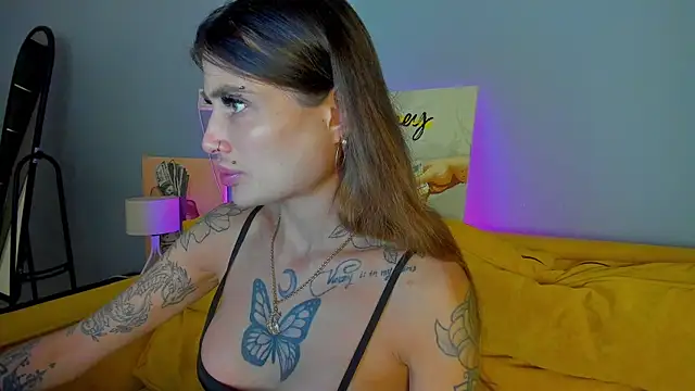 Patricia Cox online show from February 2026 06:41:01 PM