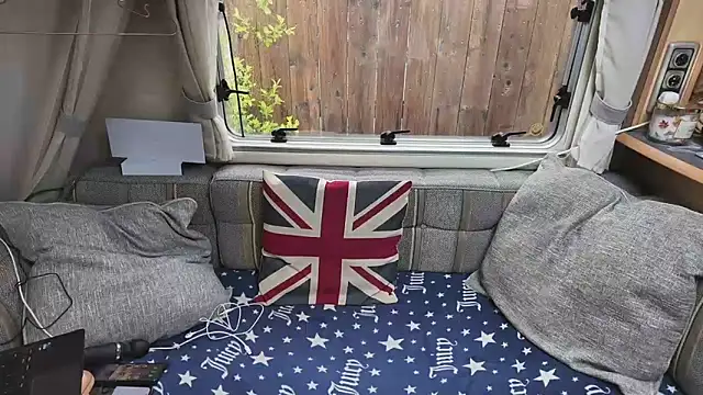 British  Rosie online show from May 2026 07:48:02 AM