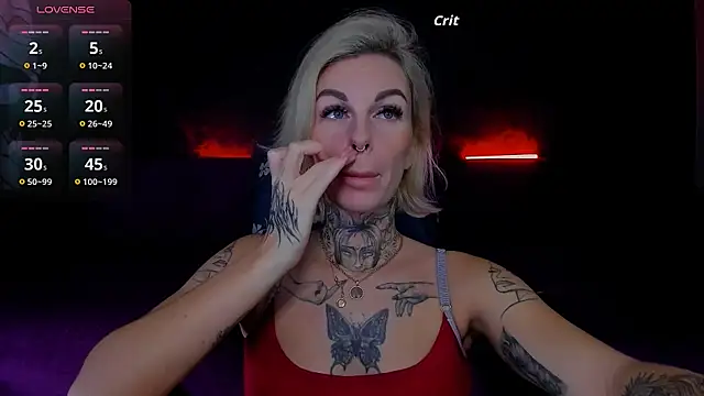 Snapshot of angel_devil_forever chatting on November 2025 09:08:02 PM angel devil forever online show from November 2025 09:08:02 PM