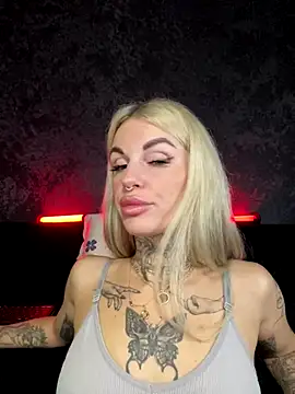 Snapshot of angel_devil_forever chatting on September 2025 09:20:02 PM angel devil forever online show from September 2025 09:20:02 PM