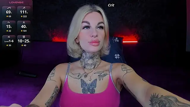 Snapshot of angel_devil_forever chatting on November 2025 10:46:02 PM angel devil forever online show from November 2025 10:46:02 PM