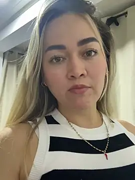 Snapshot of Danielavegax chatting on May 2026 06:10:02 AM Danielavegax online show from May 2026 06:10:02 AM