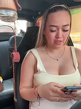 Snapshot of Danielavegax chatting on March 2026 08:27:02 PM Danielavegax online show from March 2026 08:27:02 PM