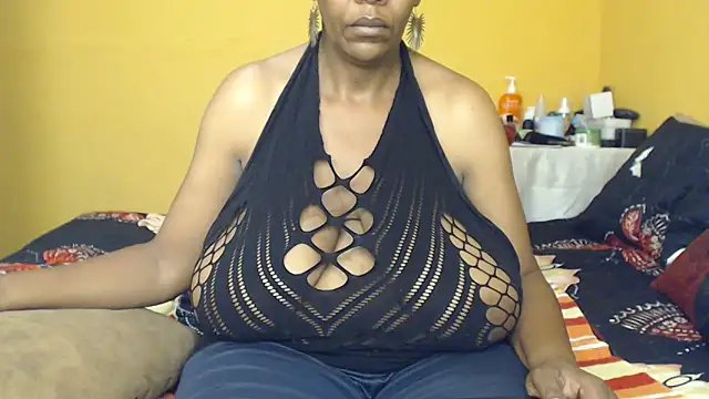 bustykelly online show from March 2026 10:55:02 AM