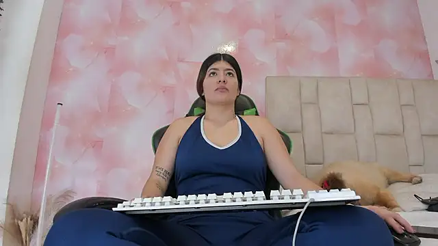 aida rose  online show from March 2026 10:47:02 PM