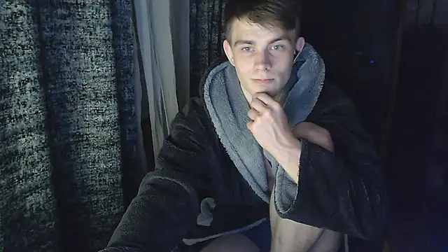 Snapshot of Student_Oliver chatting on October 2025 07:37:02 PM Student Oliver online show from October 2025 07:37:02 PM