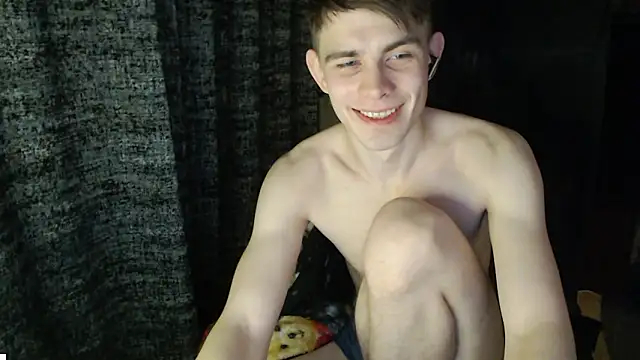 Student Oliver online show from February 2026 08:00:02 PM