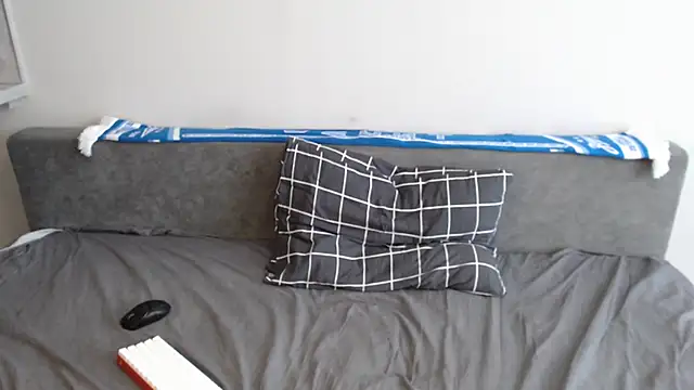 Student Oliver online show from June 2026 02:33:01 PM