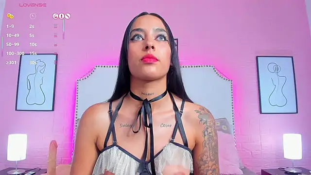 Snapshot of charlotte_kisss chatting on September 2025 07:51:02 PM charlotte kisss online show from September 2025 07:51:02 PM