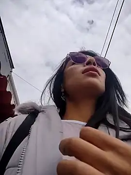 Astrid-- online show from February 2026 03:22:01 PM