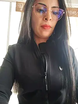 Astrid-- online show from November 2025 07:58:02 PM