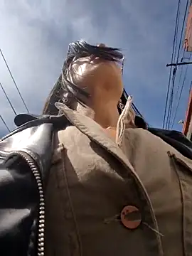 Astrid-- online show from February 2026 03:18:01 PM