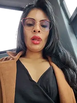 Astrid-- online show from December 2025 03:11:02 PM