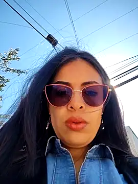 Astrid-- online show from February 2026 03:12:01 PM