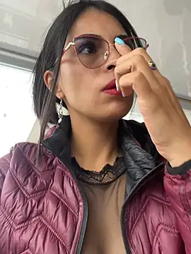 Astrid-- online show from April 2026 03:07:01 PM