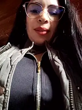 Astrid-- online show from February 2026 03:12:02 PM