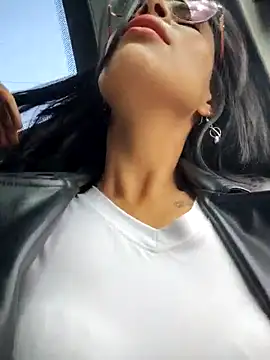 Astrid-- online show from December 2025 03:13:02 PM