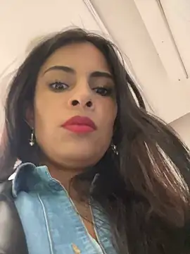 Astrid-- online show from April 2026 07:48:01 PM