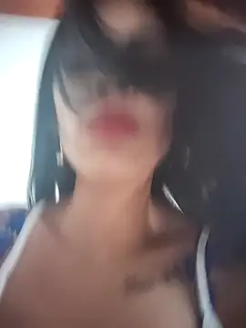 Astrid-- online show from November 2025 07:28:01 PM