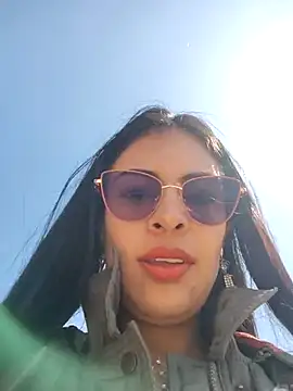 Astrid-- online show from February 2026 02:57:02 PM