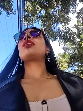 Astrid-- online show from December 2025 03:11:01 PM