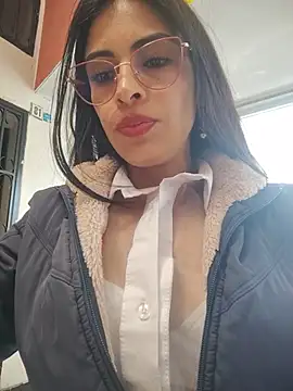 Astrid-- online show from June 2026 03:21:01 PM