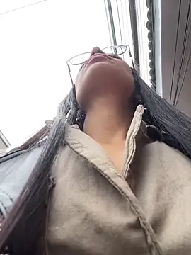 Astrid-- online show from March 2026 02:40:02 PM