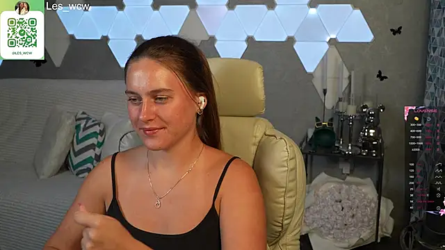 HarleyDeess online show from September 2025 07:27:01 PM