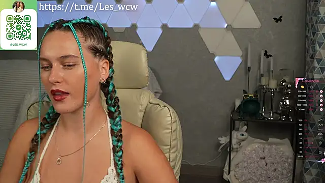 HarleyDeess online show from October 2025 08:45:01 PM