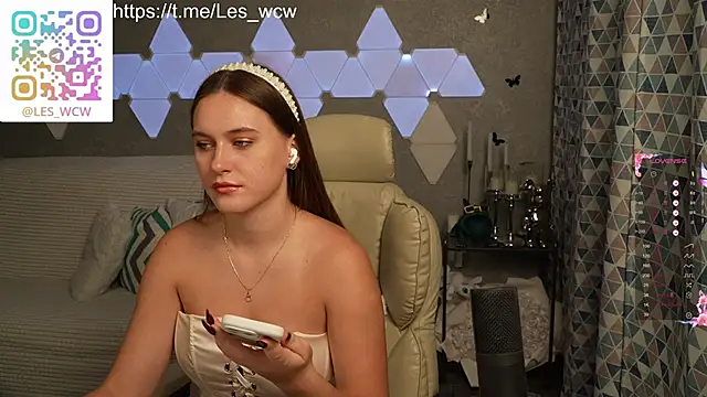 HarleyDeess online show from November 2025 10:13:02 PM