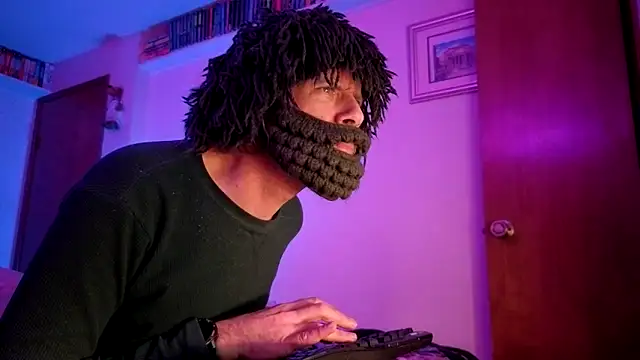 HandsumHungDaddy online show from February 2026 12:27:01 PM