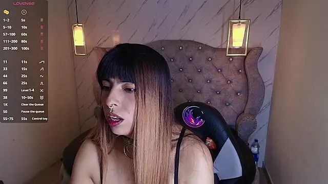 Alice Laurentt online show from December 2025 02:38:02 AM