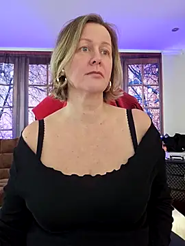 Snapshot of MarleneBloem chatting on February 2025 01:43:01 PM MarleneBloem online show from February 2025 01:43:01 PM