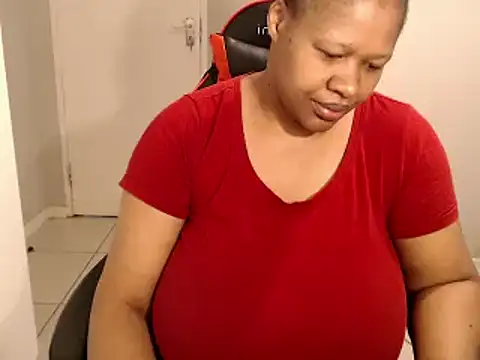 bustylisa1983 online show from October 2025 06:23:01 AM