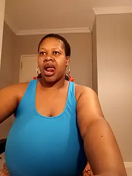 bustylisa1983 online show from December 2025 04:51:02 AM