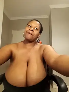 bustylisa1983 online show from November 2025 03:38:02 AM