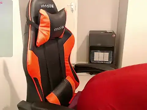 bustylisa1983 online show from October 2025 05:44:01 AM