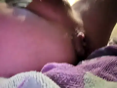 Snapshot of Travislovescum chatting on November 2025 07:56:02 AM Travislovescum online show from November 2025 07:56:02 AM