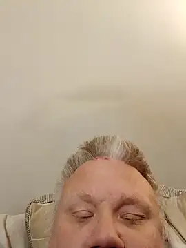 Snapshot of Jbirdb48 chatting on November 2025 06:08:01 PM Jbirdb48 online show from November 2025 06:08:01 PM